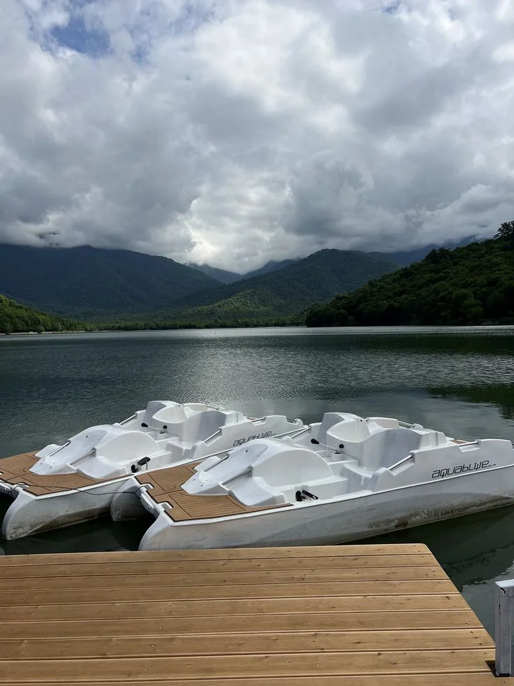 WEEKEND ESCAPES