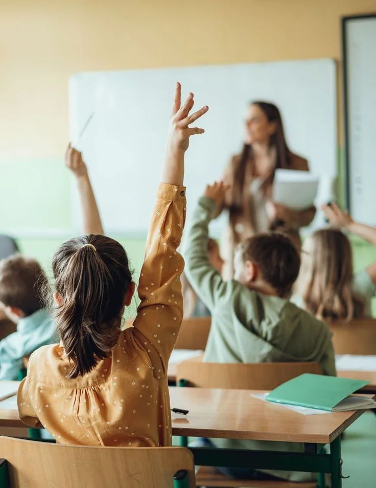 PRIVATE & INTERNATIONAL EDUCATION