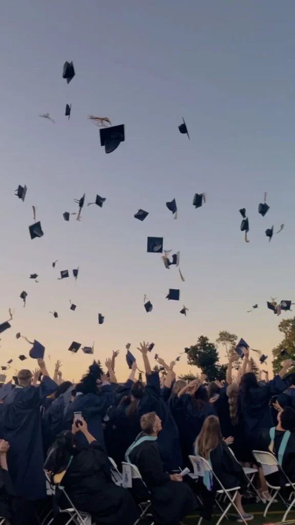 PRIVATE & INTERNATIONAL EDUCATION